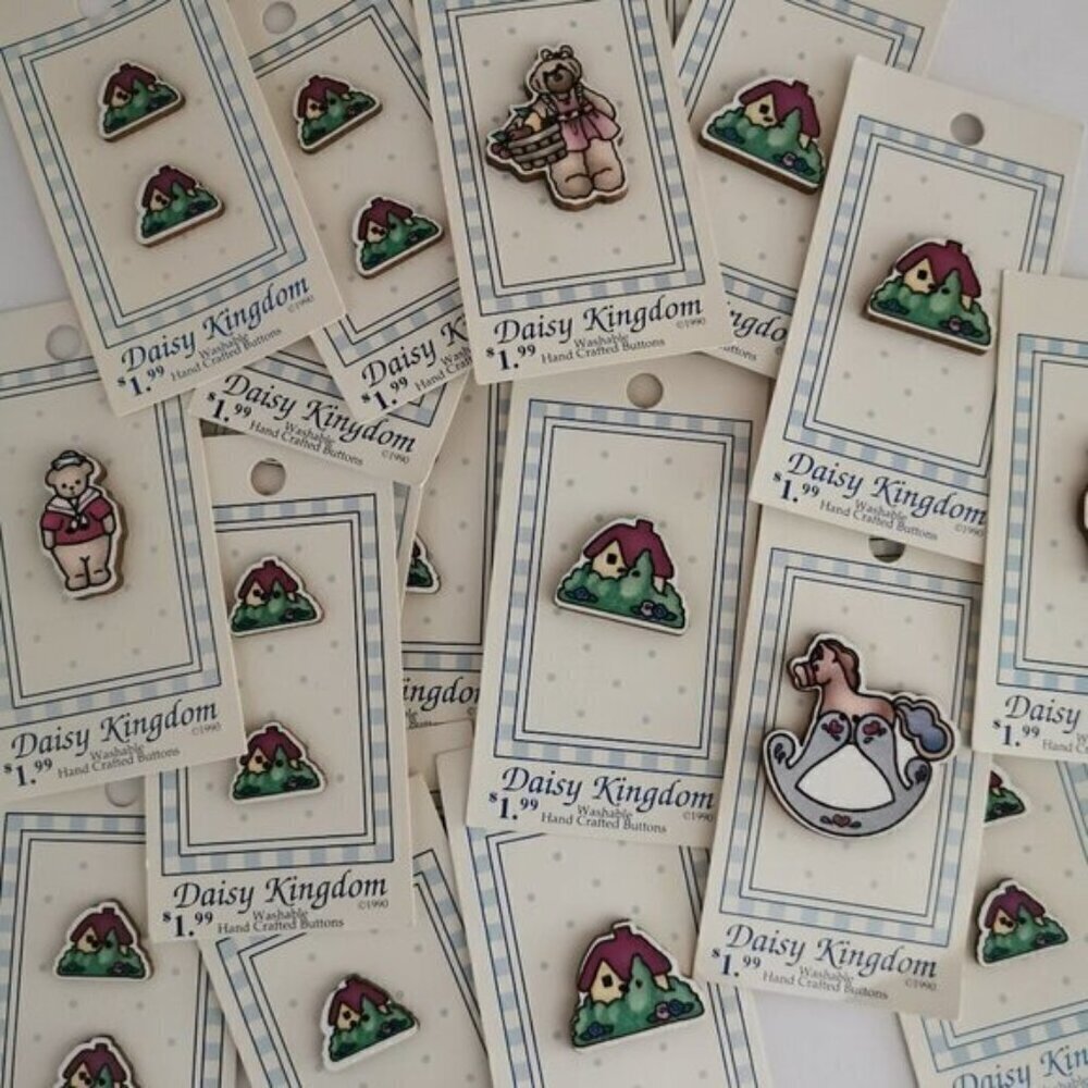 Mixed Lot of Daisy Kingdom Vintage Wooden Buttons 35 Total, NOS Cute Houses Bear